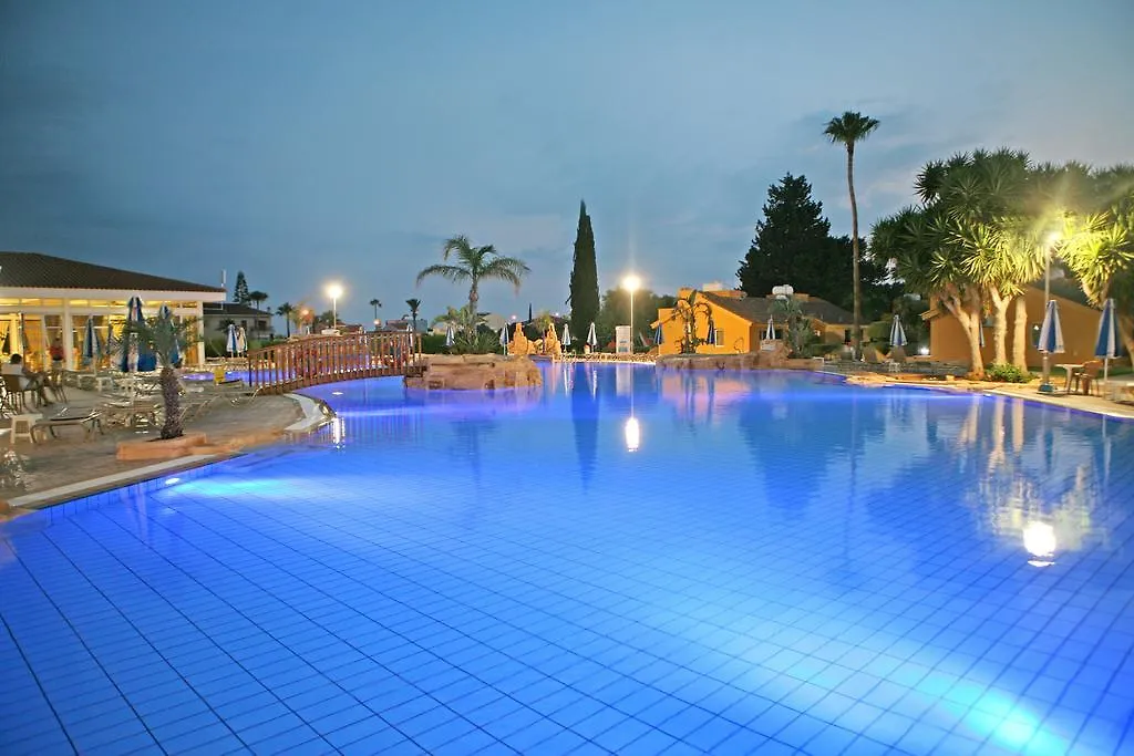 *** Apartahotel Makronisos Village Ayia Napa Chipre