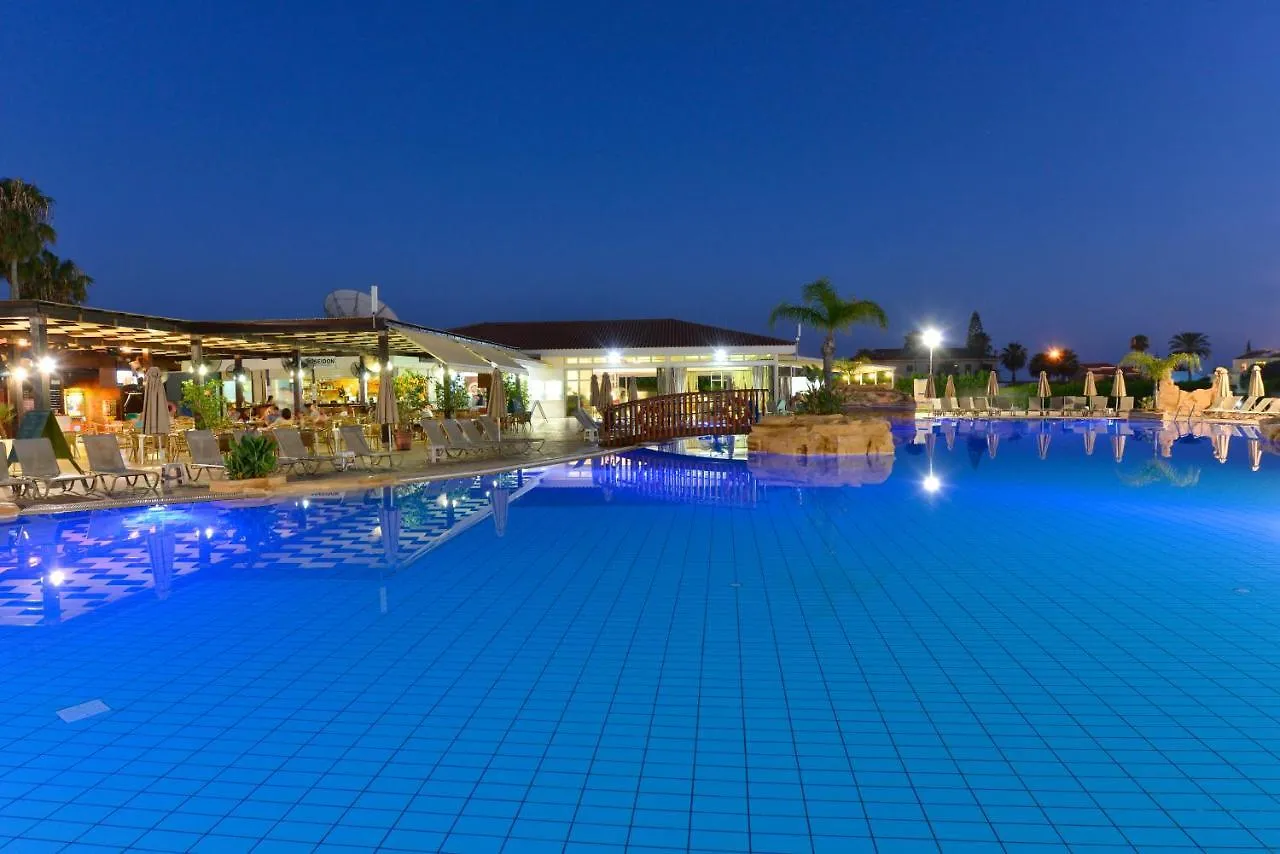 Makronisos Village Ayia Napa Apartahotel