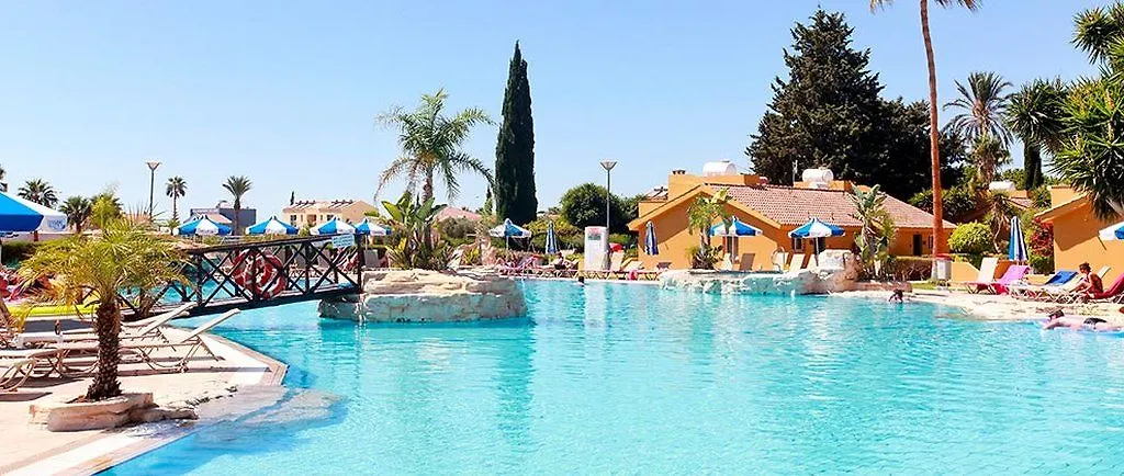 Makronisos Village Agia Napa Aparthotel